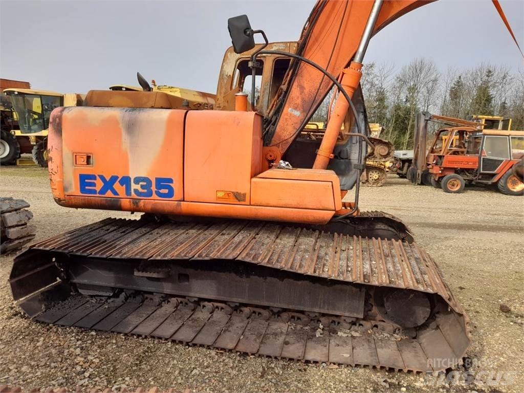 Hitachi EX135 Tractors
