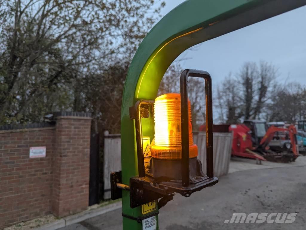 John Deere 1445 Riding mowers