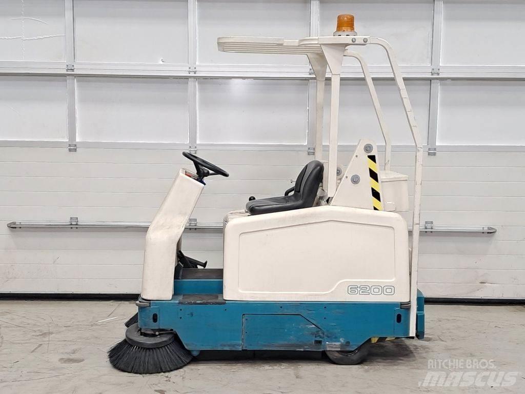 Tennant 6200 Sweepers