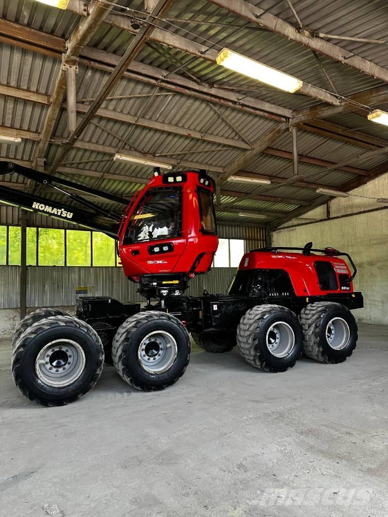 Komatsu 931 XC Harvesters