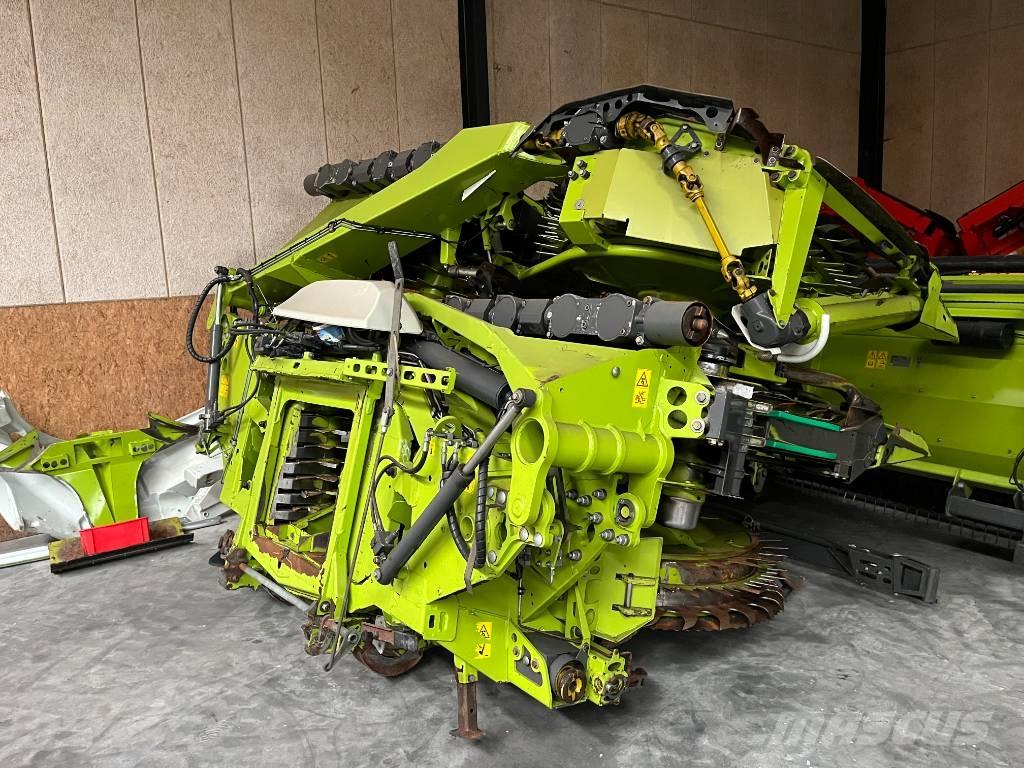 CLAAS Orbis 900 Combine harvester heads