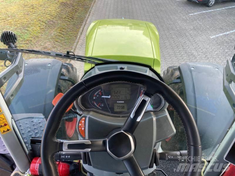 CLAAS AXION 830 Tractors