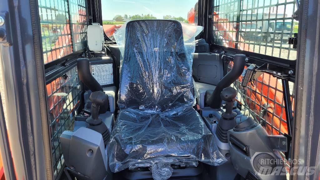 Kubota SVL97-2 Skid steer loaders