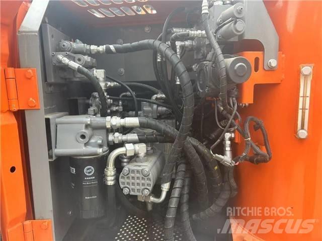 Hitachi ZX 130 Crawler excavators
