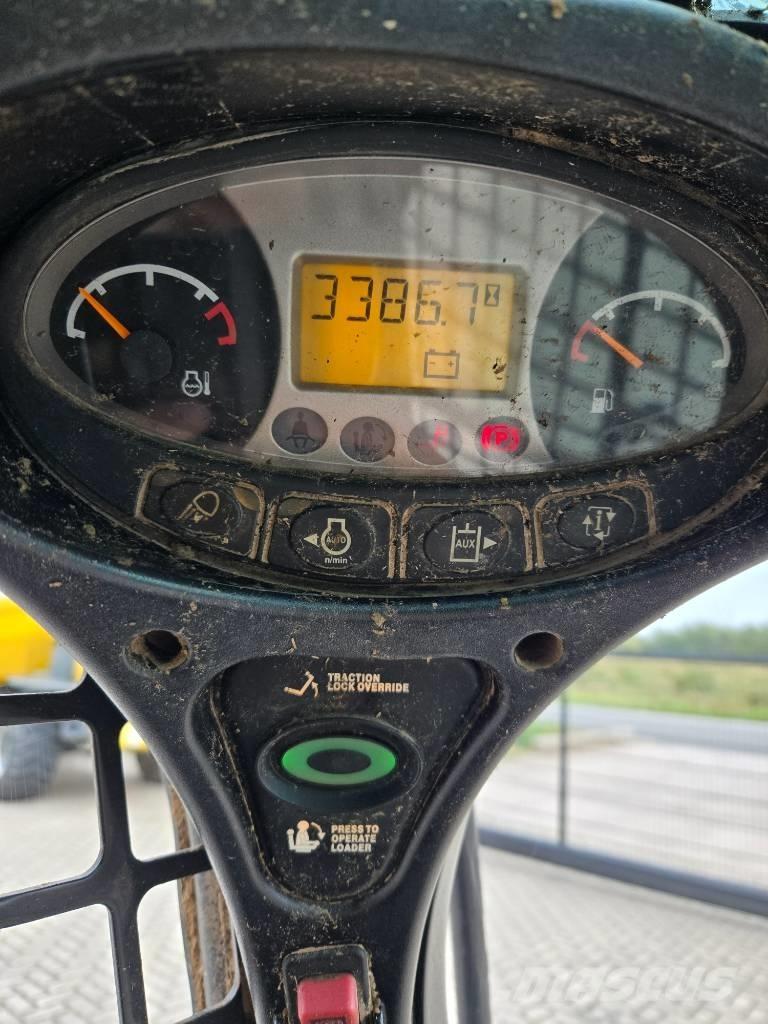 Bobcat S 450 Skid steer loaders