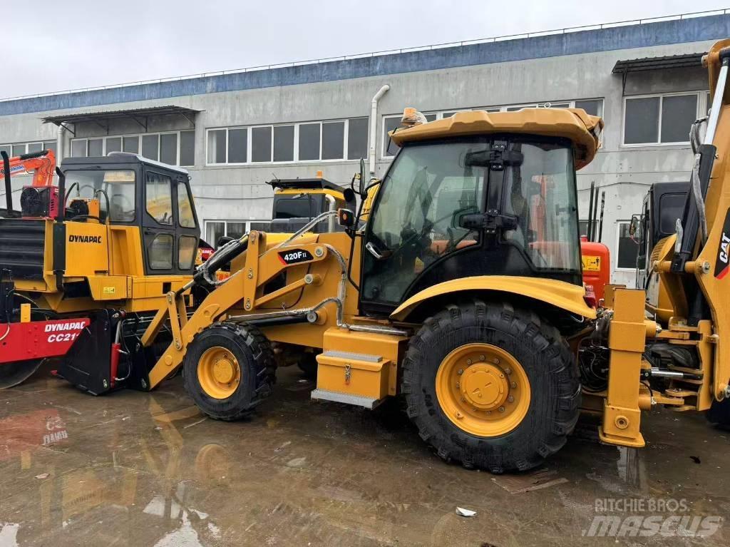 CAT 420 F Backhoe