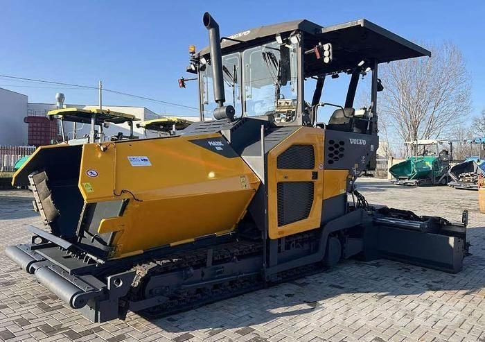 Volvo P 6820C Asphalt pavers
