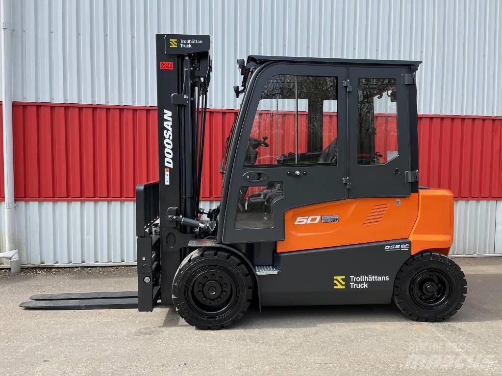 Doosan B 50 X-7 Electric forklift trucks
