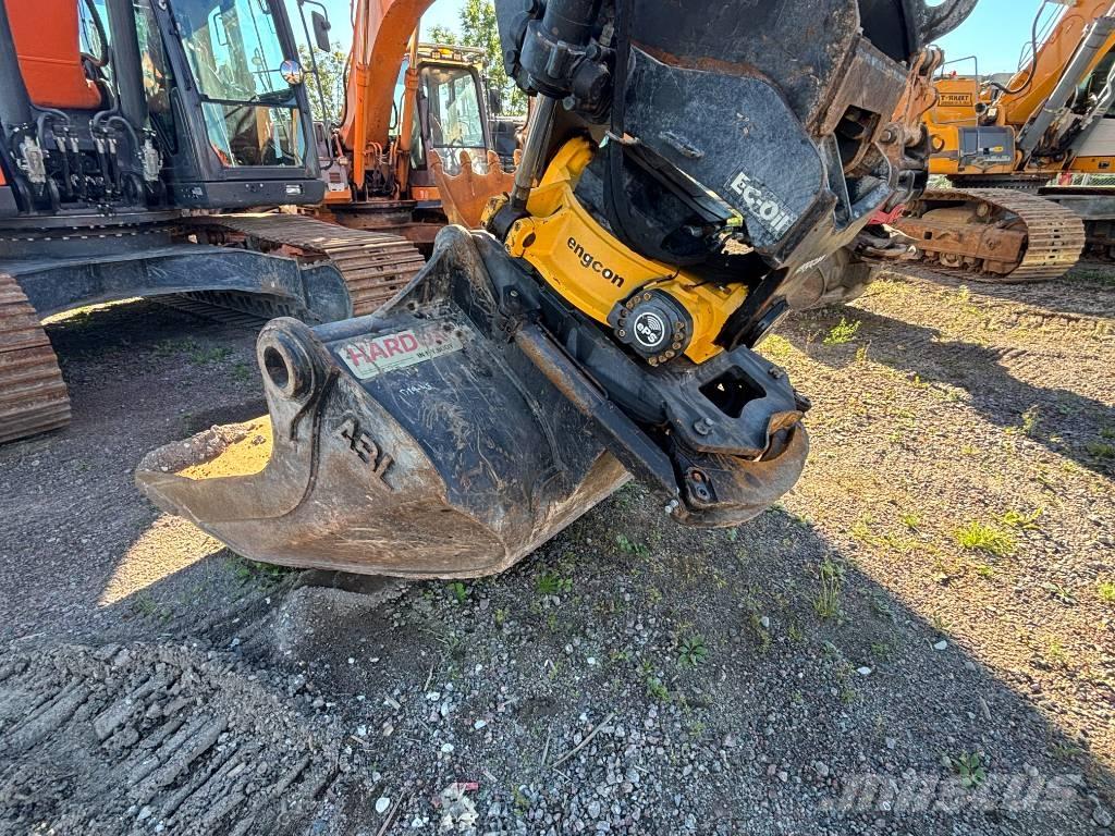 Doosan DX300LC-7 Crawler excavators