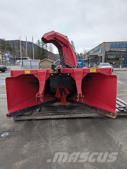  255-18 Snow throwers