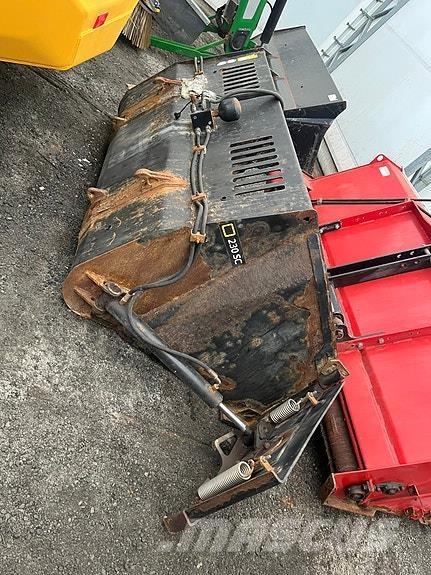  Ålø 230 SC Farm machinery