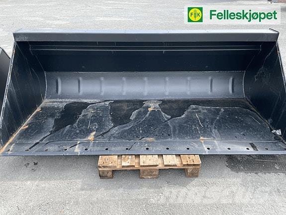  Ålø skuffe 240 GM + Farm machinery