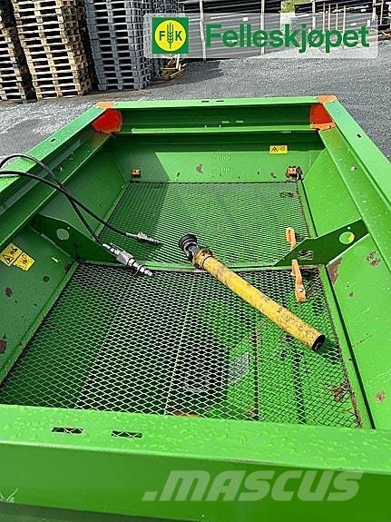 Amazone ZA-X Mineral spreaders