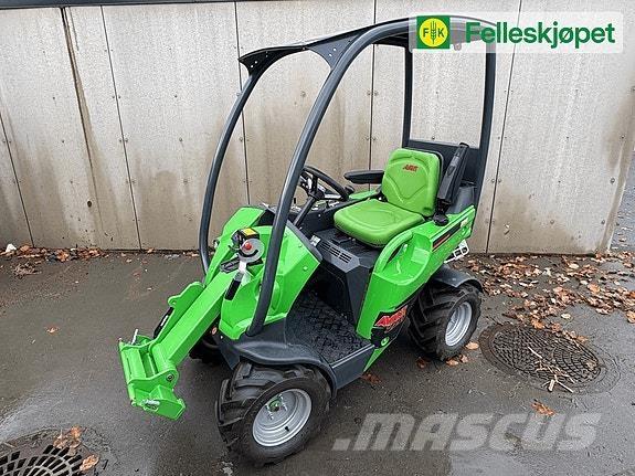 Avant 220 Skid steer loaders