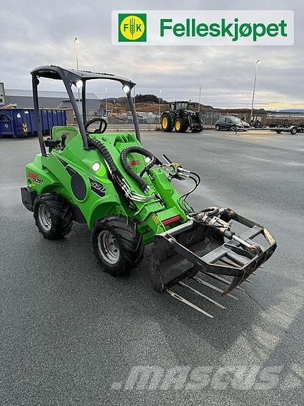 Avant 520 Skid steer loaders