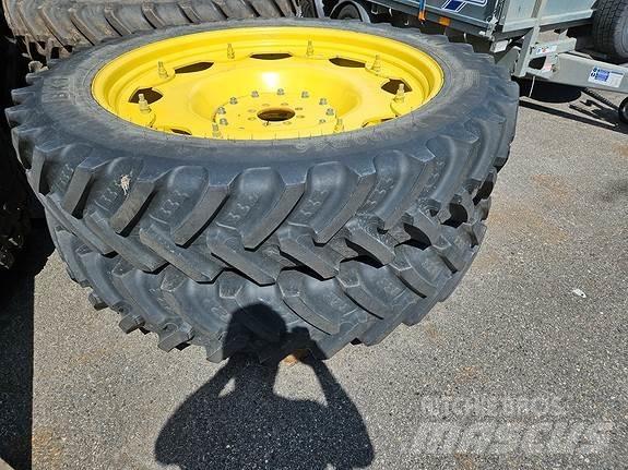 BKT 320/90-46 Tyres, wheels and rims