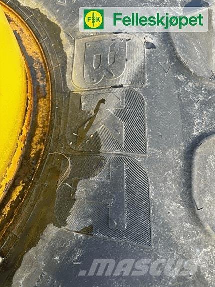 BKT AP Schaad Dual wheels