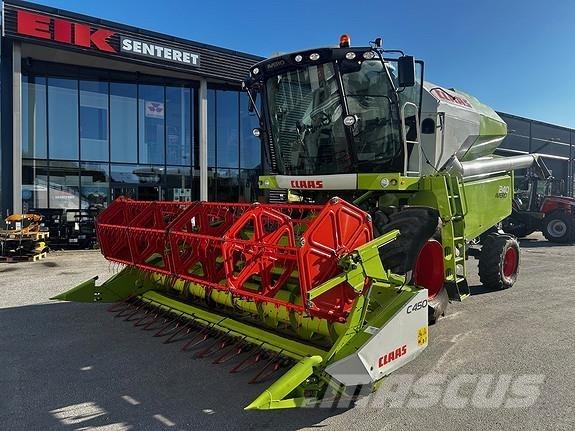 CLAAS Avero 240 Combine harvesters
