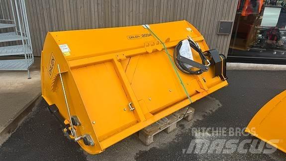 Dalen 2034-U Sand and salt spreaders