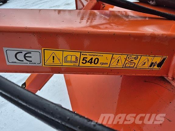 Duun 230 Snow throwers