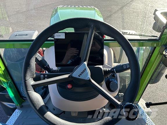 Fendt 211 Profi Tractors