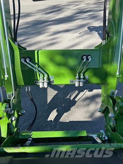 Fendt 620 VARIO Tractors