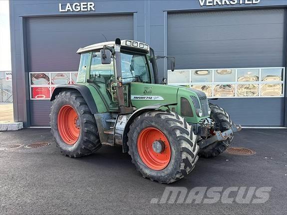 Fendt 712 Favorit Tractors