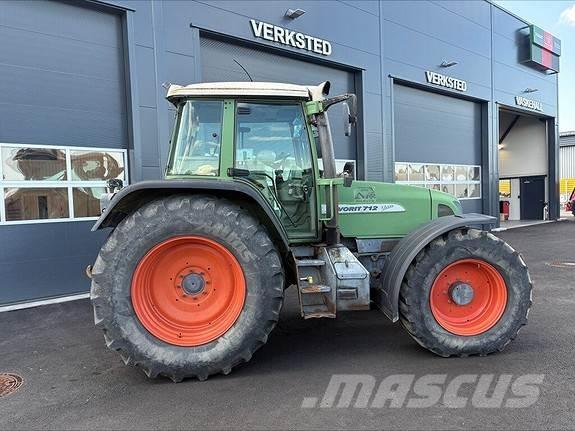 Fendt 712 Favorit Tractors