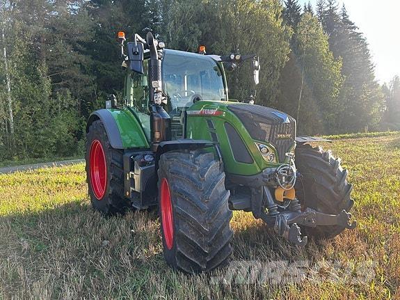 Fendt 722 VARIO Tractors