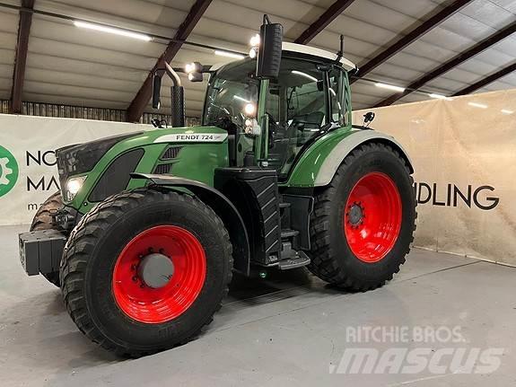 Fendt 724 Vario Tractors