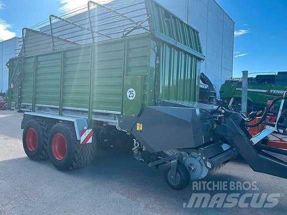 Fendt TIGO MR 40 Other forage harvesting equipment