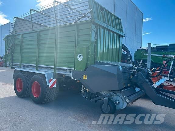 Fendt TIGO MR 40 Other forage harvesting equipment