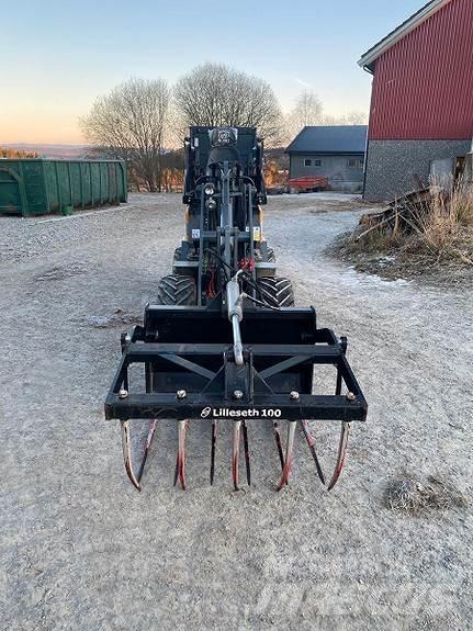 GiANT G1500 Telescopic handlers