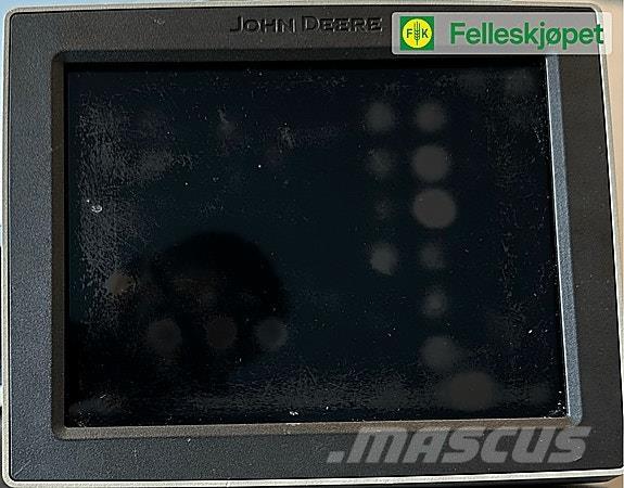 John Deere 4240 Farm machinery