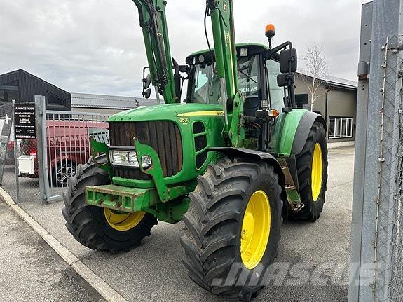 John Deere 6530 Tractors