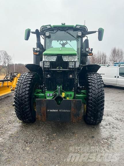 John Deere 7R330 Tractors