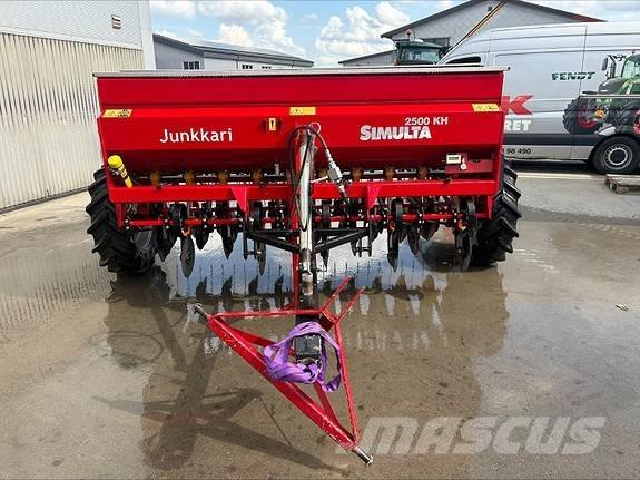 Junkkari KH 2500 Manure spreaders