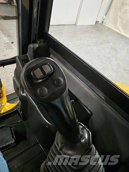 Komatsu PC26MR-3 Mini excavators < 7t (Mini diggers)