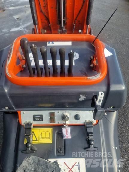 Kubota KC70VSL-4 Articulated Haulers