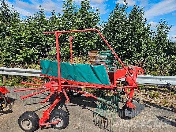  Kveneland 9443 Windrowers