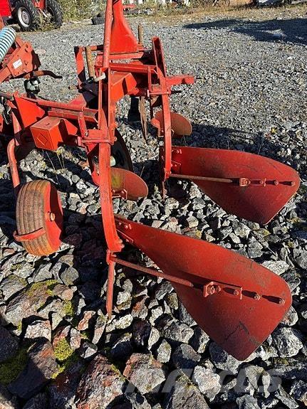 Kverneland 14 Ploughs