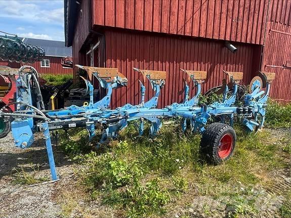Lemken Juwel 7 Ploughs