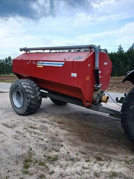 Moi GB-8 Mineral spreaders