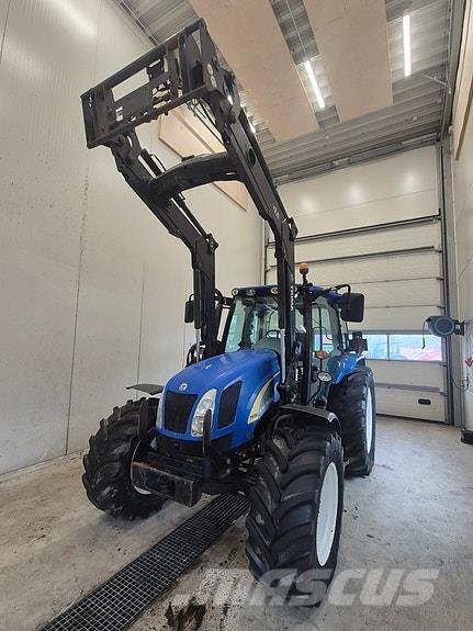 New Holland T5050 Tractors