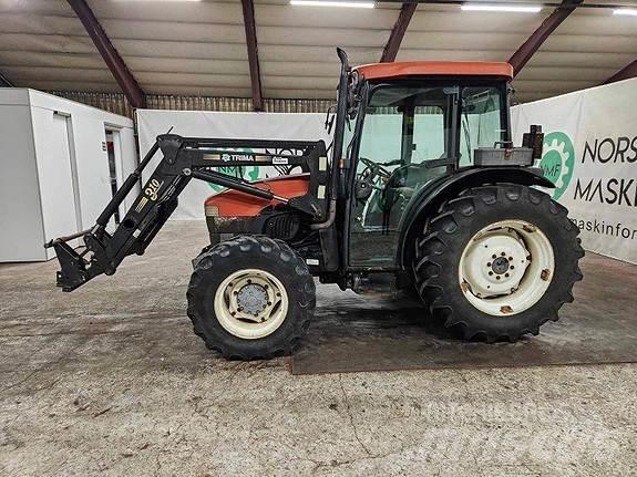 New Holland TN75D Tractors