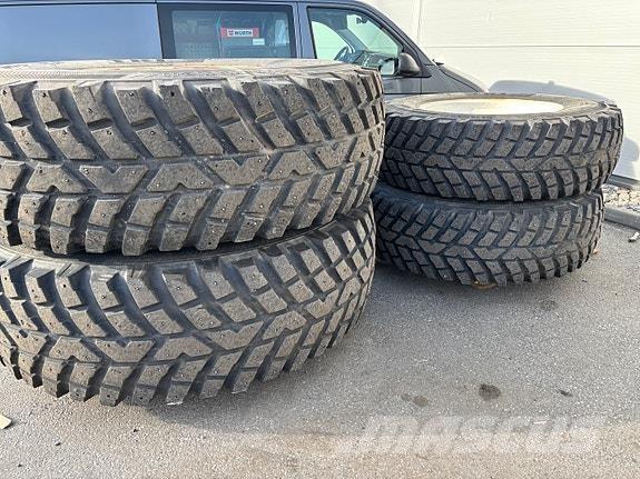 Nokian TRI 2 Other road and snow machines