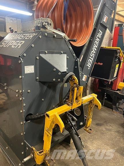  Pilkmaster Super Other