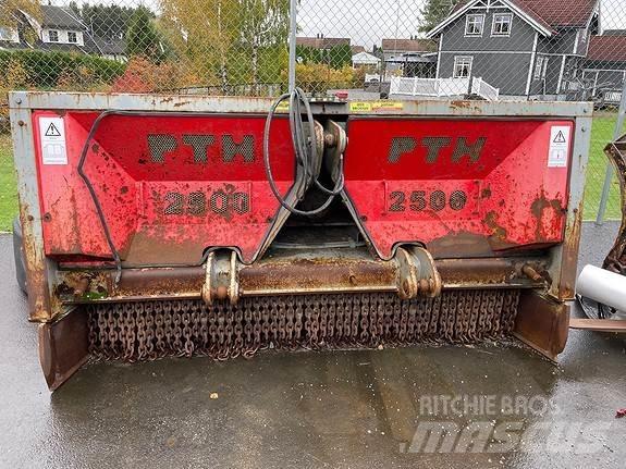 PTH Crusher 2500 Farm machinery