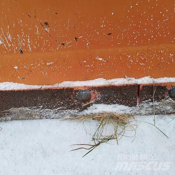 Sami 250 Snow blades and plows