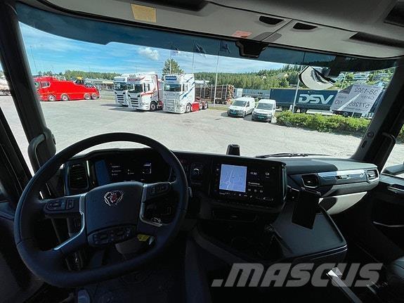 Scania R460A4X2LB Prime Movers